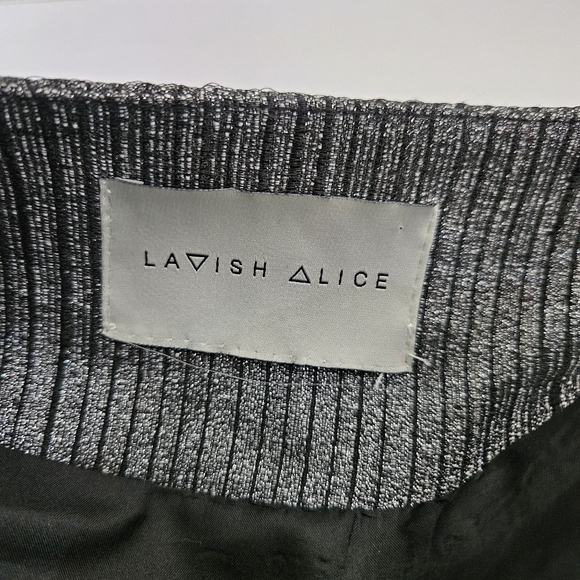 Lavish Alice | Rare | Metallic and Stripe Collarless Cape Blazer | Size 10 - Picture 10 of 13